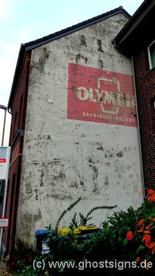 Olympia Fruchtsaftgetränk, Fassadenwerbung, Düsseldorf, Getränkewerbung, Saarfürst, Brauerei, Merzig